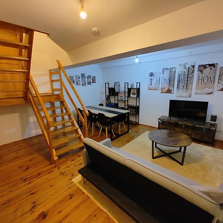 Cosy Triplex 3 Chambres Pont-de-lʼArche Esterno foto